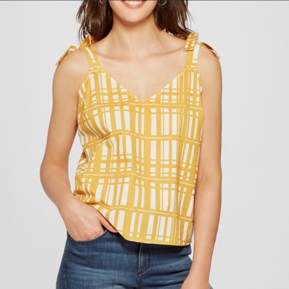 Universal Threads Tank - Picture 5 of 7